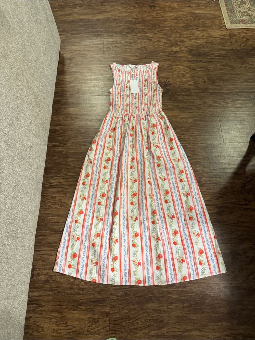 NWT Caroline constas dress size medium